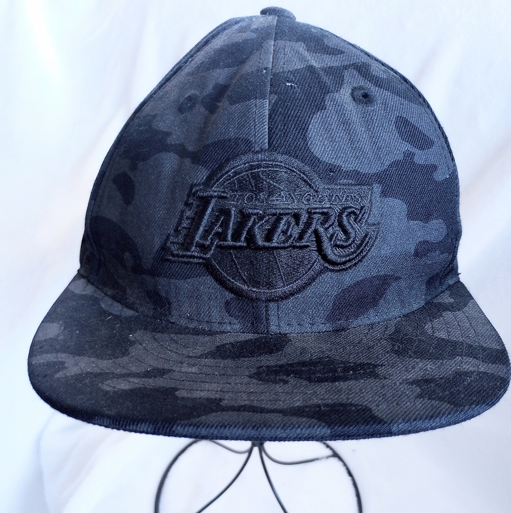 Los Angeles Lakers Black Camo XL Fitted Hat LA NBA Basketball Streetwear Cap Y2K